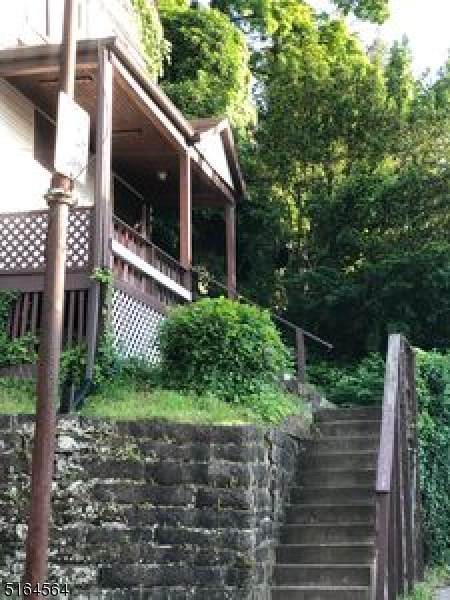 498 Ella Street - Photo 1