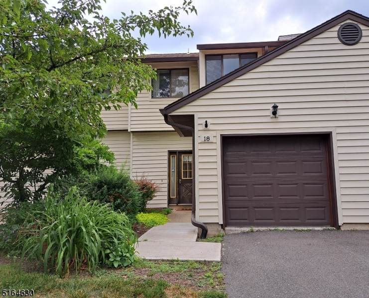 18 Sparrow Circle - Photo 1