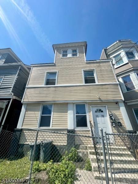 1172 Clinton Ave - Photo 1