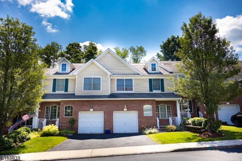 7 Abigail Way - Photo 1