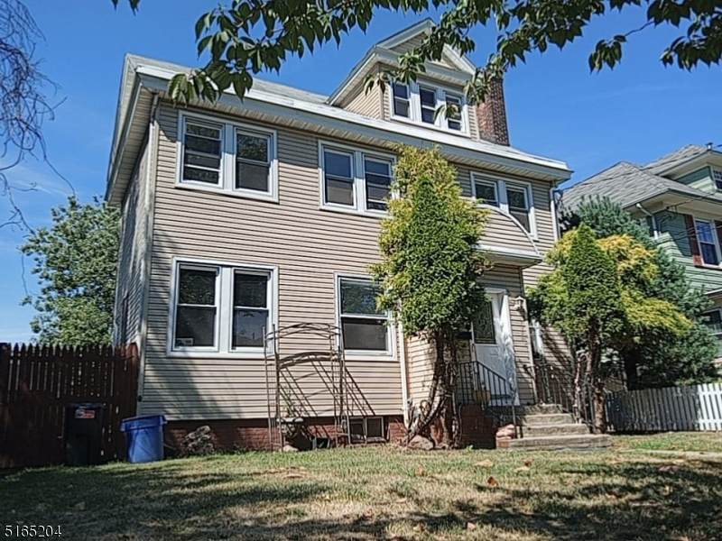 10 Vista Avenue - Photo 1