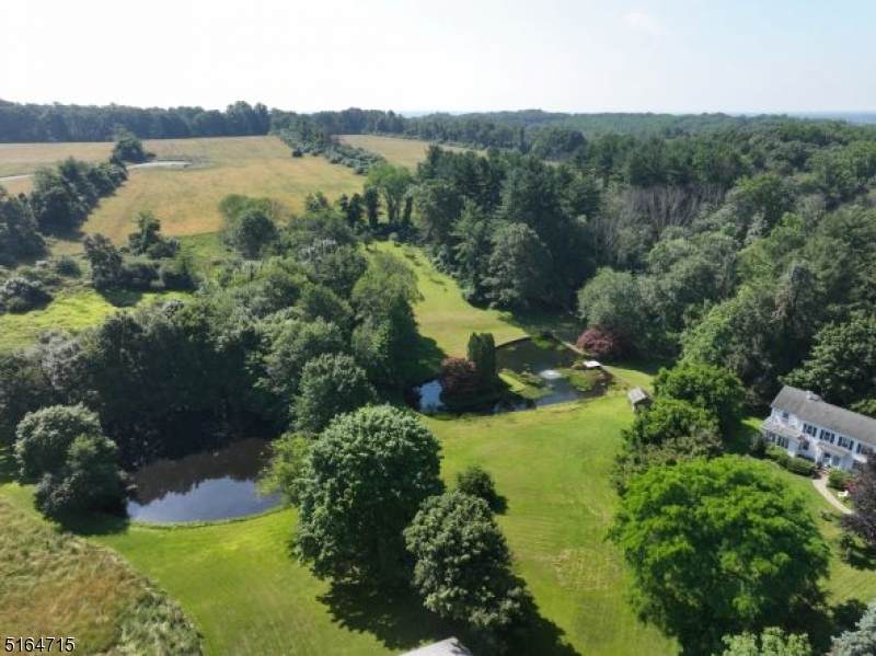 8 Pond View Lane - Photo 1