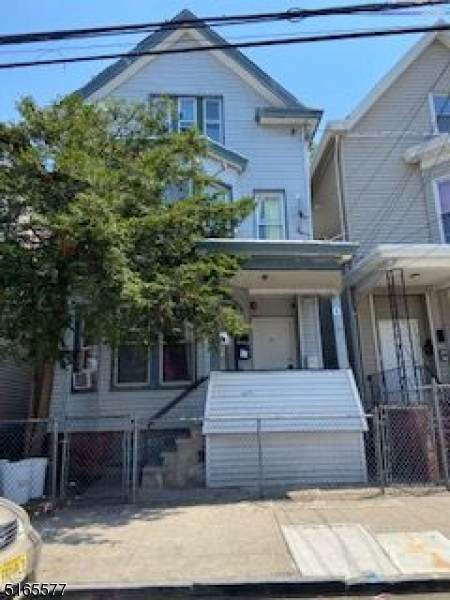 711 E 18Th St - Photo 1