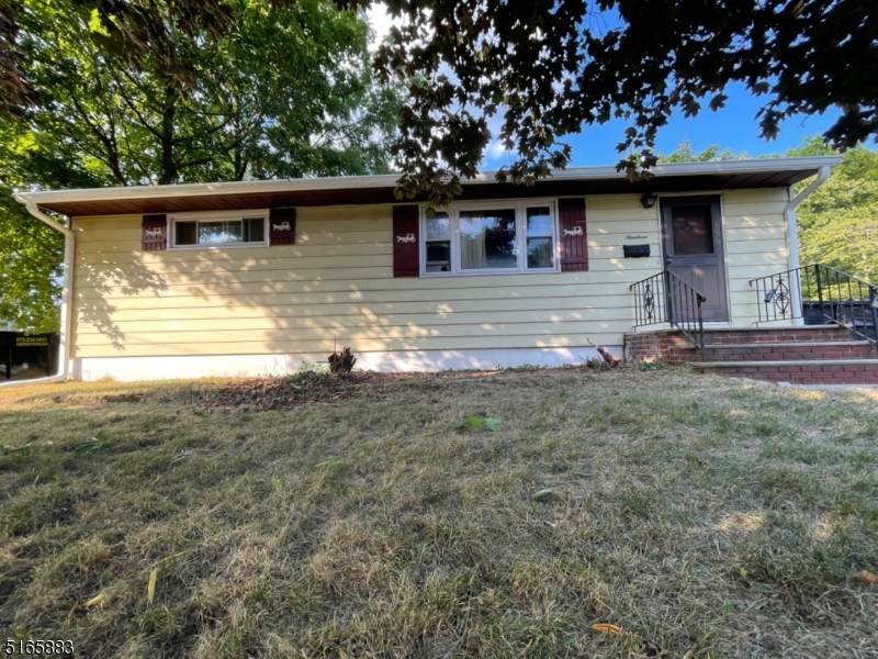 19 Paul Dr - Photo 1