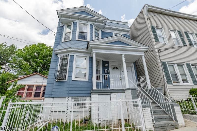 20 Montrose Ter - Photo 1