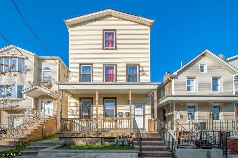 216 E Jersey St - Photo 1