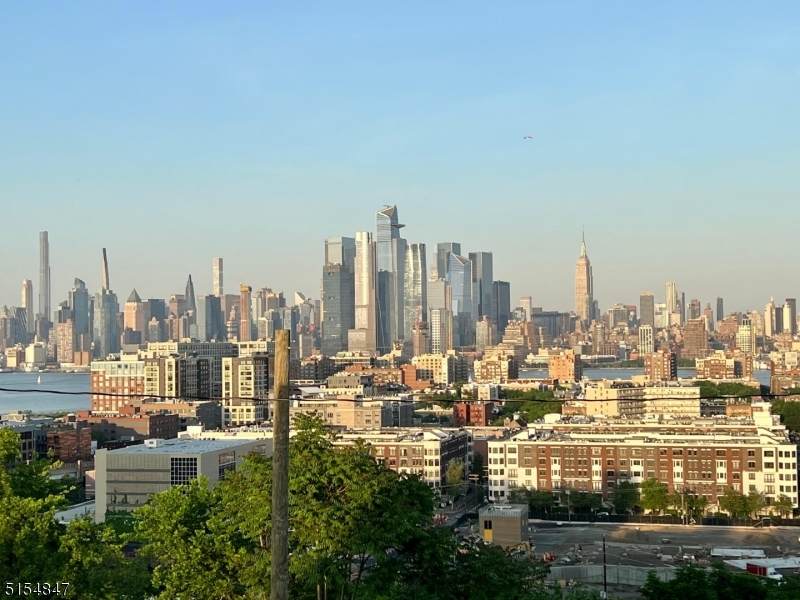 309 Manhattan Ave - Photo 1