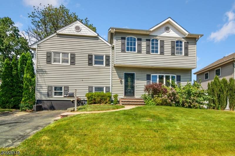 1 Darrell Ct - Photo 1