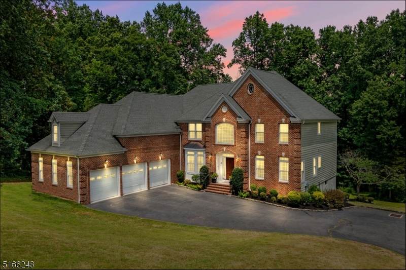 4 Gideon Ct - Photo 1