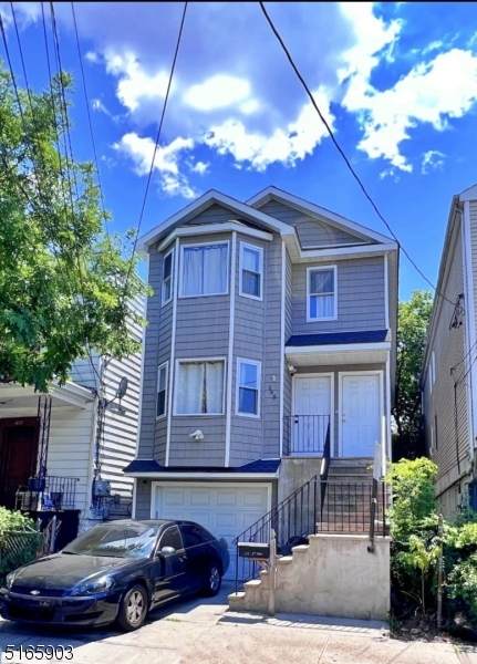 148 Warren St - Photo 1