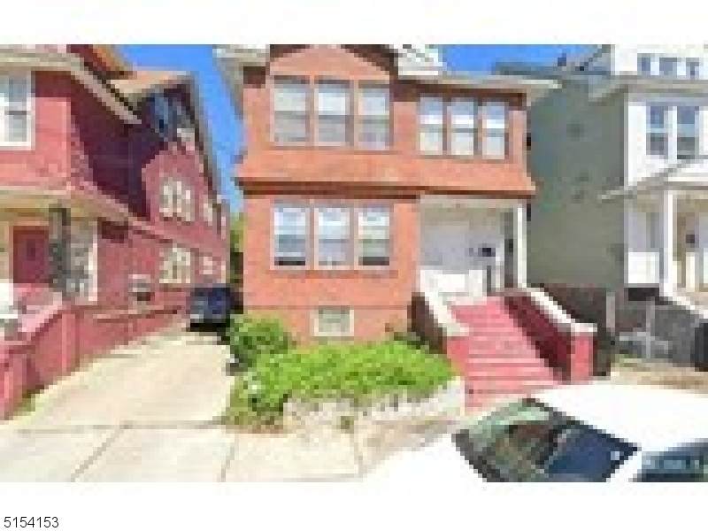 173 Schuyler Ave - Photo 1