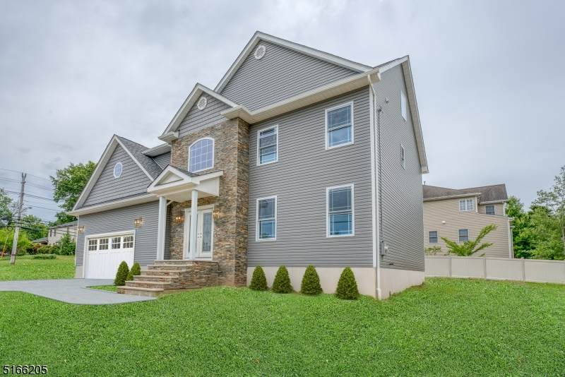 4 Kimble Pl - Photo 1