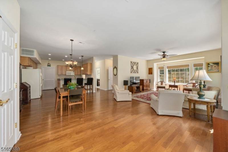 16 Main St C10 - Photo 1