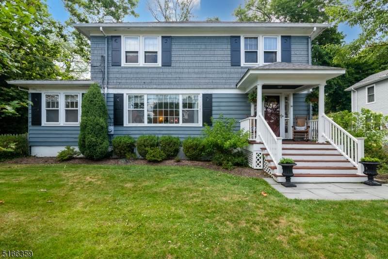 14 Rosedale Ave - Photo 1