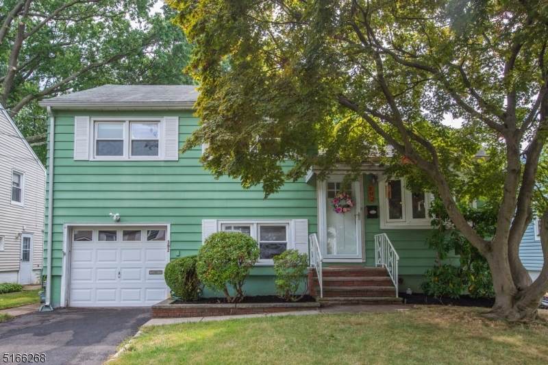 392 Lower Alden Dr - Photo 1