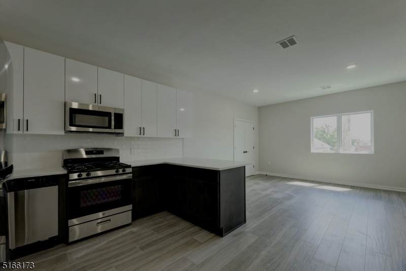 234 Main Ave - Photo 1