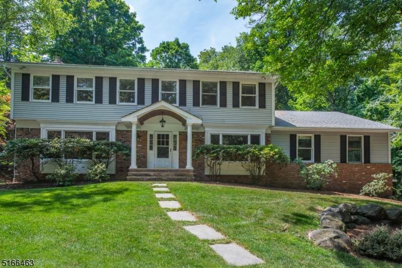 286 Woodland Ave - Photo 1