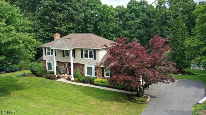 11 Highland Rd - Photo 1