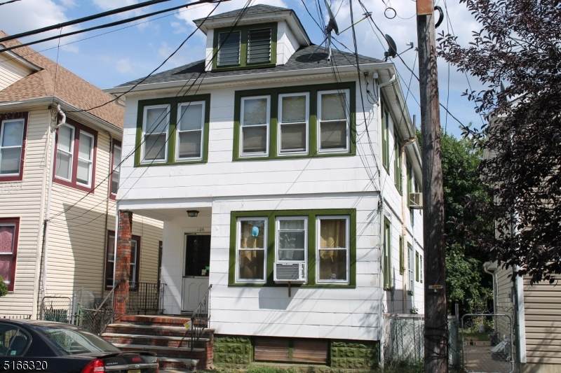 106 Lee Ave - Photo 1