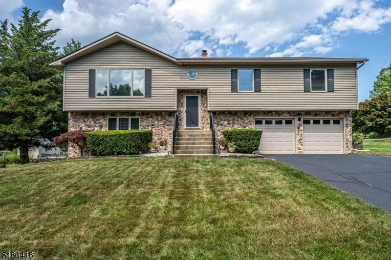 209 Powderhorn Dr - Photo 1