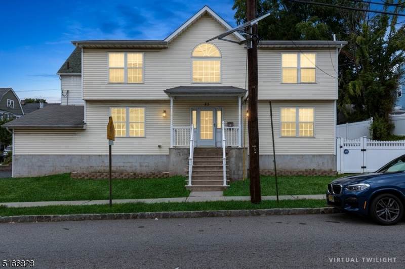 85 Franklin Ave - Photo 1
