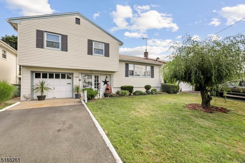 1106 Debra Dr - Photo 1