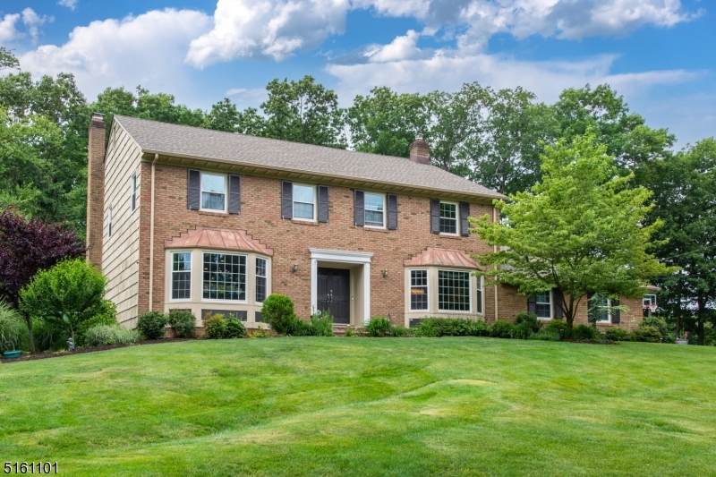 211 Arrow Ln - Photo 1