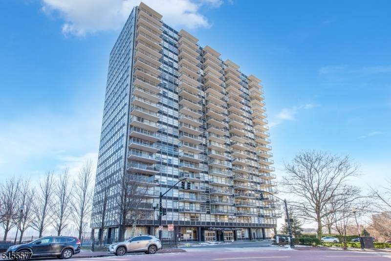 6050 Boulevard East - Photo 1