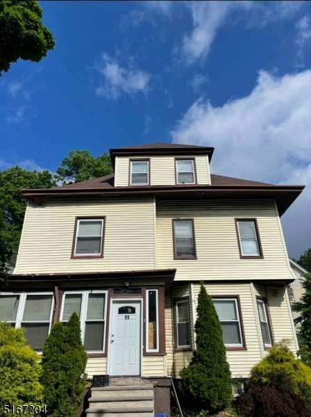 11 Washington Ter - Photo 1