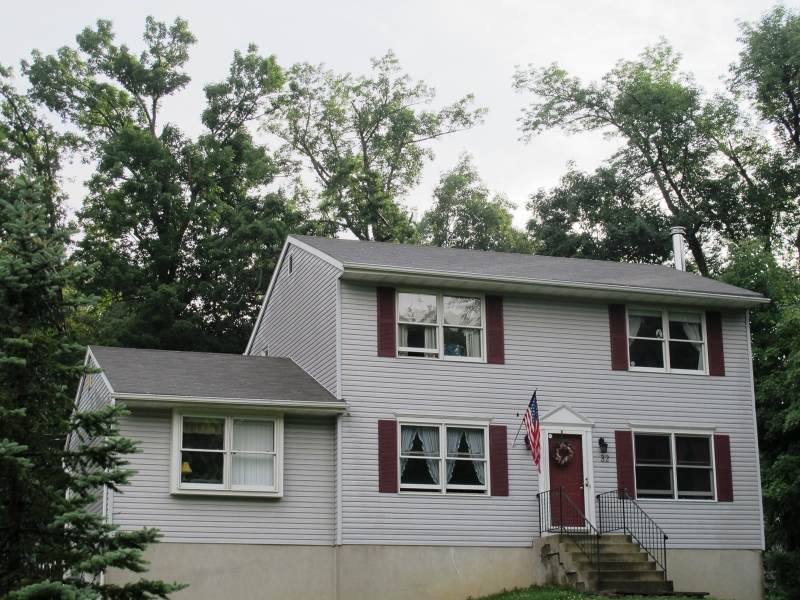32 Hickory Rd - Photo 1
