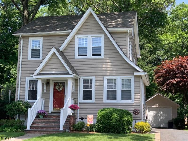 43 Kensington Ave - Photo 1