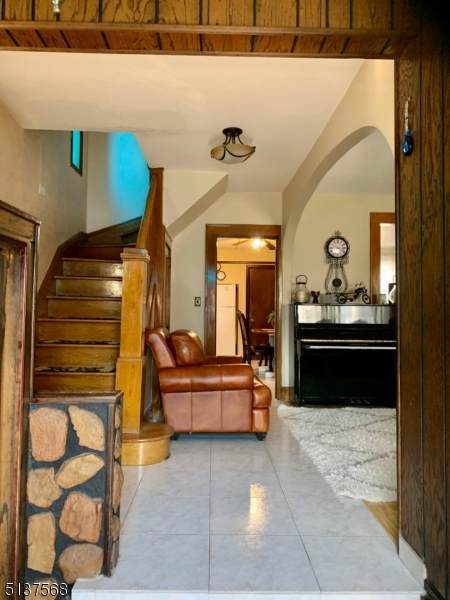 32 E 9Th St - Photo 1