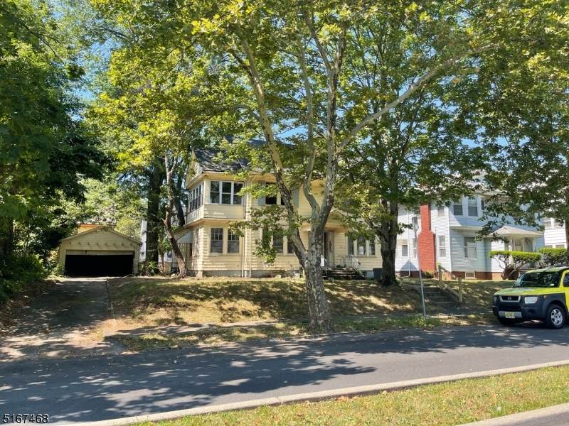 28 Goldsmith Ave - Photo 1