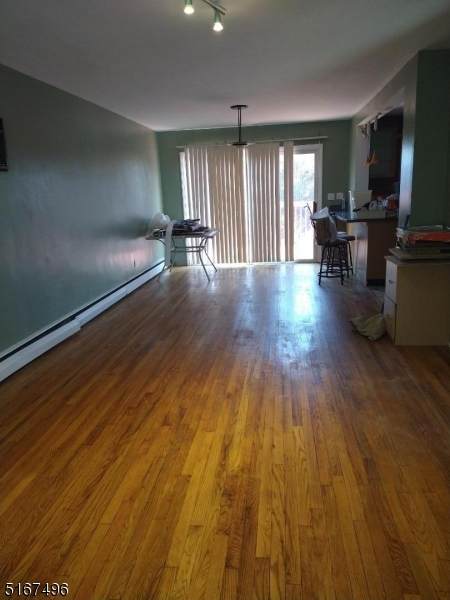 17 Freedom Pl - Photo 1