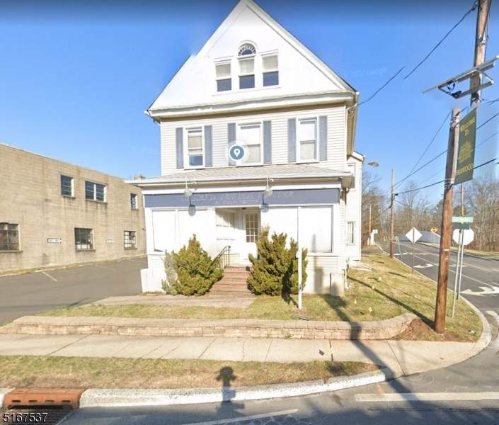 193 South Avenue - Photo 1