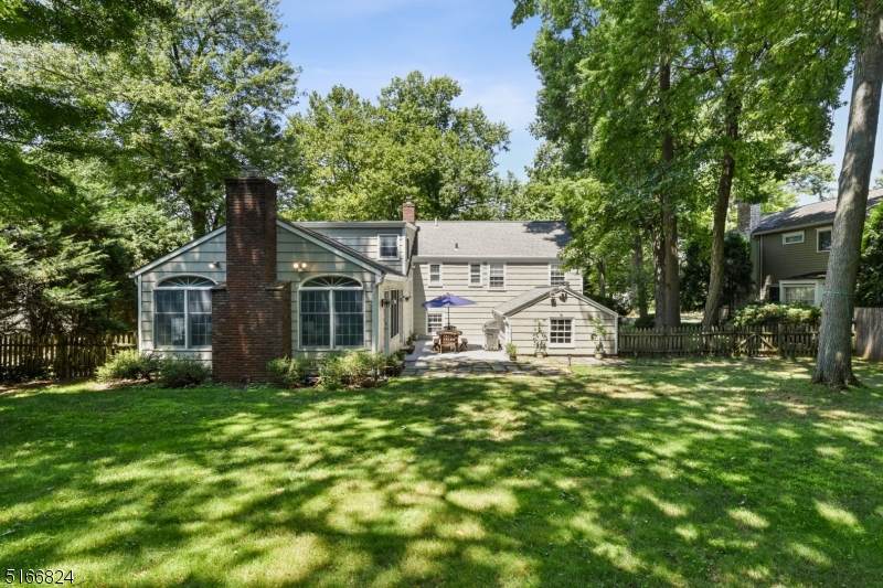 66 Spenser Dr - Photo 1