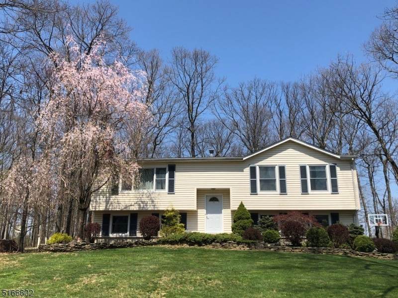6 Nestling Wood Dr. - Photo 1