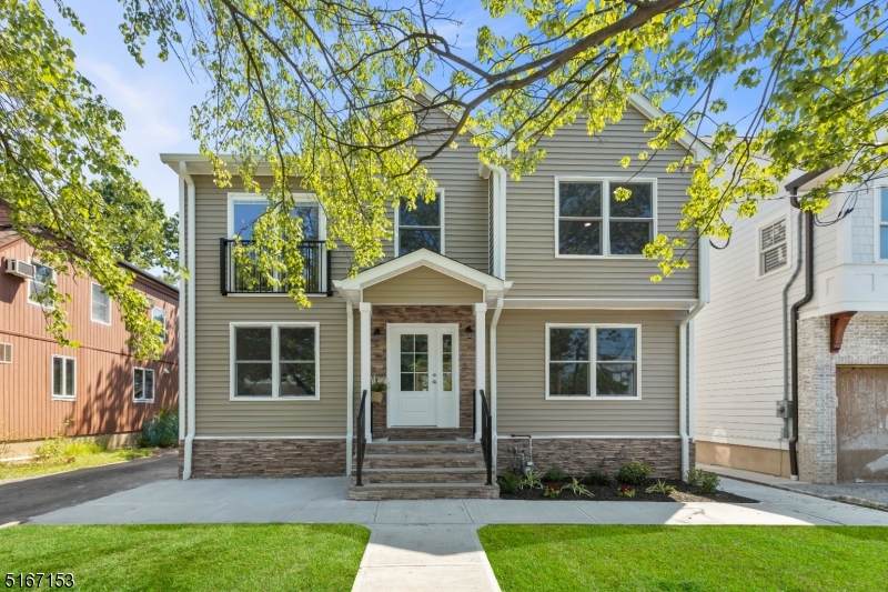 49 N 10Th St - Photo 1