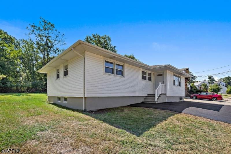 8 Sisco Ln - Photo 1