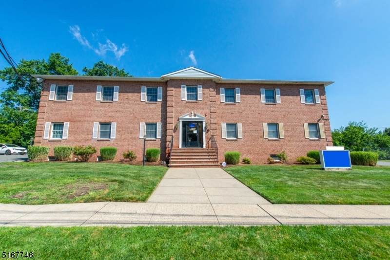 382 Passaic - Photo 1