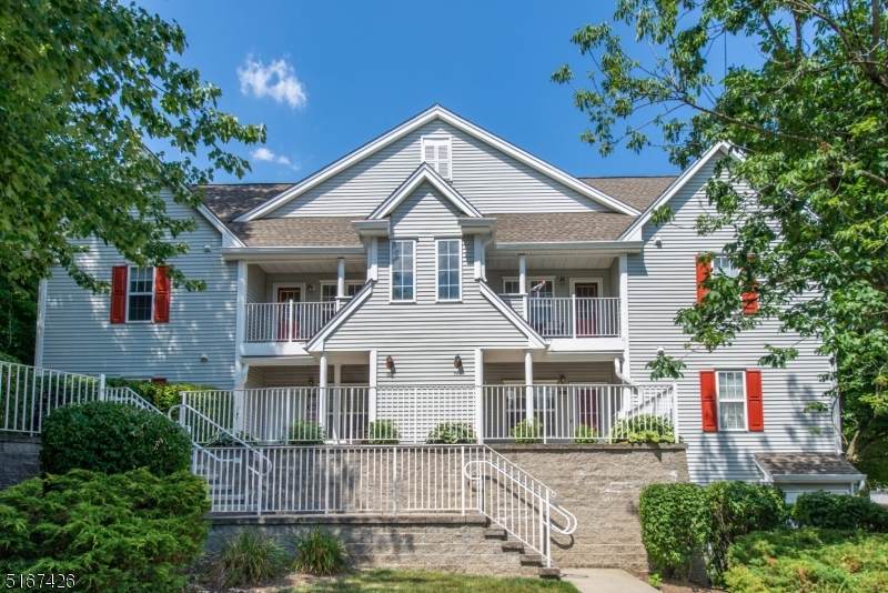 5005 Tudor Dr - Photo 1