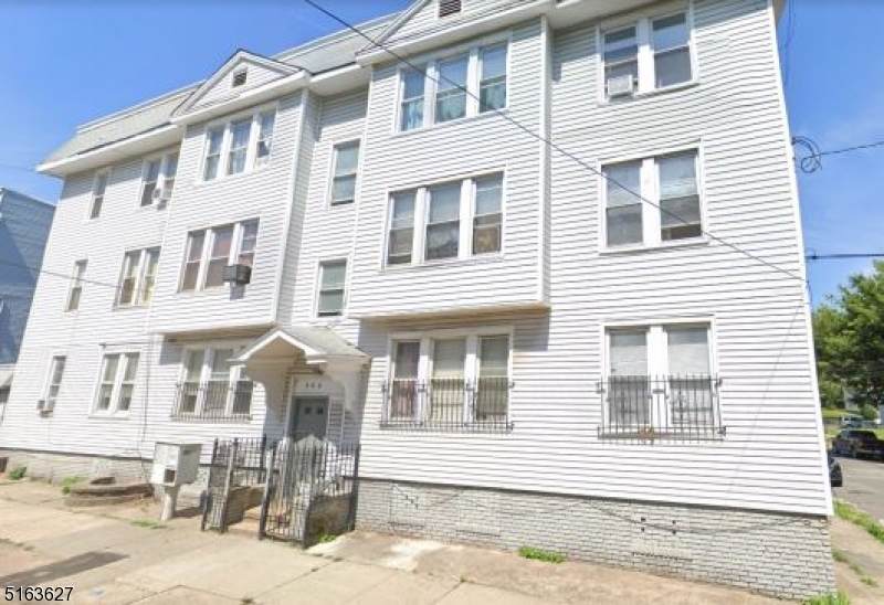 463 21St - Photo 1