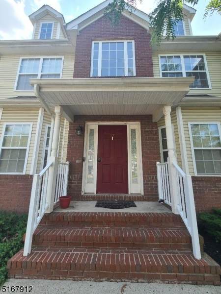 47 Forest Dr - Photo 1