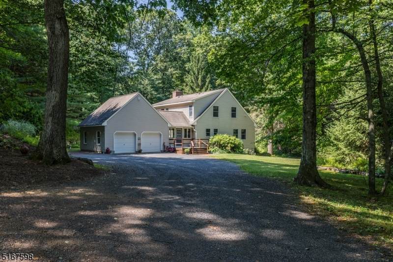 404 Antler Rd - Photo 1