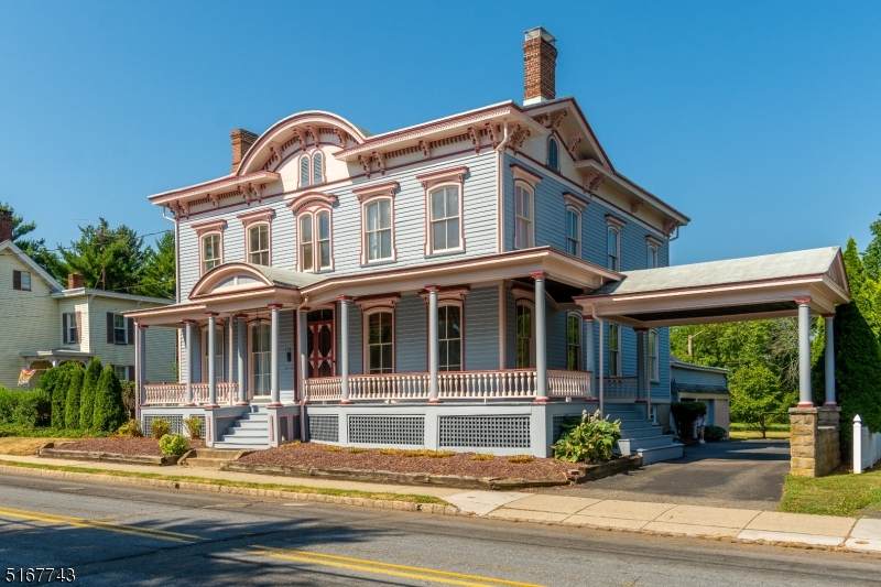 179 Main St - Photo 1