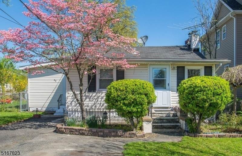 45 Minnehaha Blvd - Photo 1