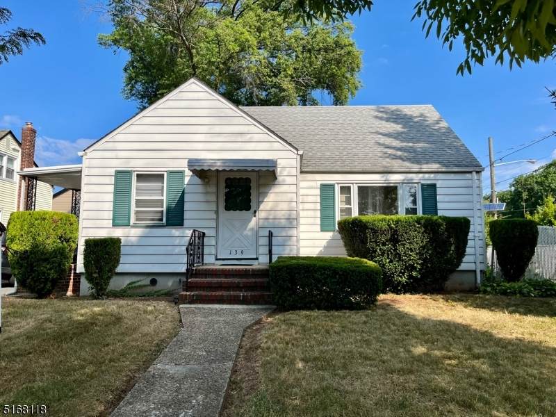 139 E Gibbons St - Photo 1