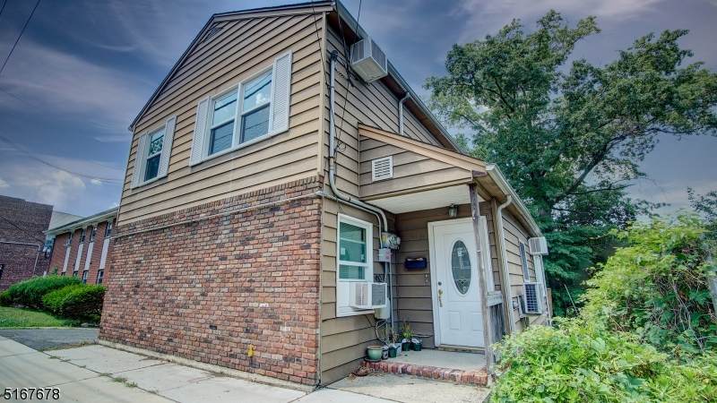 850 Palisade Ave - Photo 1