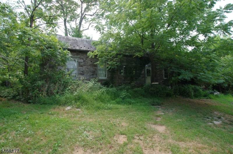 680 Rosemont Ringoes Rd - Photo 1