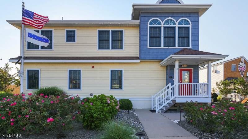1805 Long Beach Blvd Unit A - Photo 1